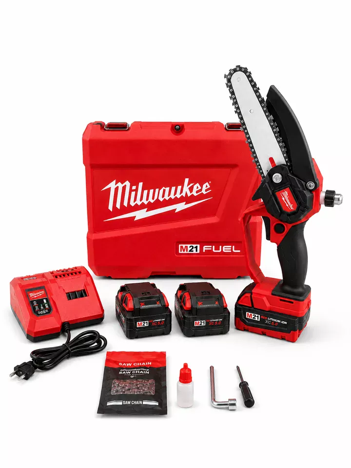 Аккумуляторная мини-пила Milwaukee 6″ — подкачка масла, 2 АКБ